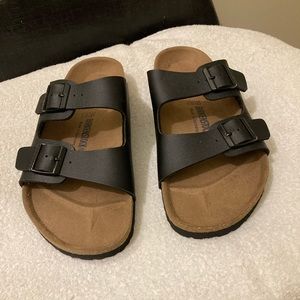 Never worn Birkenstocks size 39. Black L8 M6
